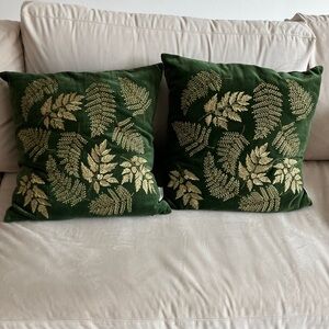 (2) Moss Green velvet & Gold embroidered fern Leaf Pattern Throw Pillows 20 x 20